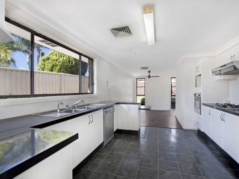 14 Cobbity Ave, Werrington Downs NSW 2747