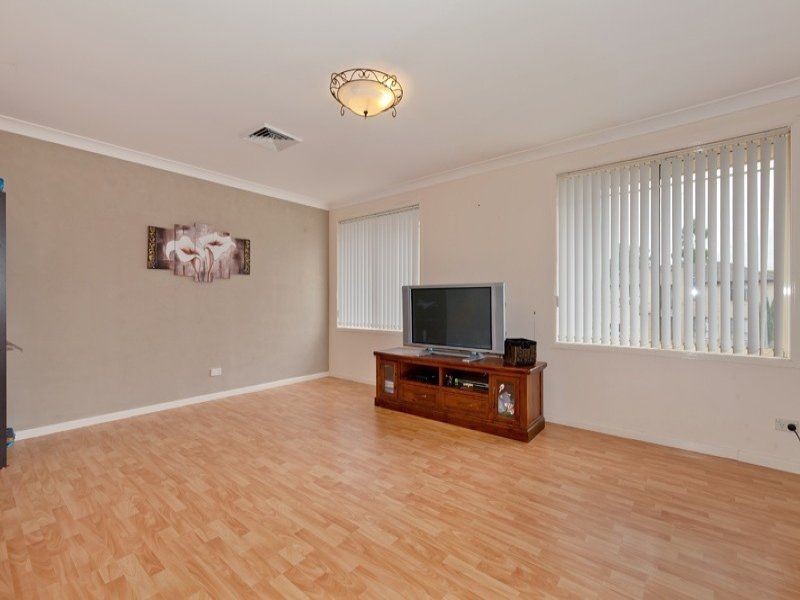 50 Shearwater Drive, Glenmore Park NSW 2745