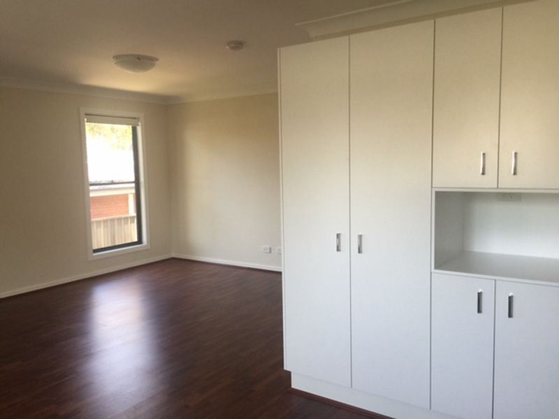 37a Lincoln Drive, Cambridge Park NSW 2747