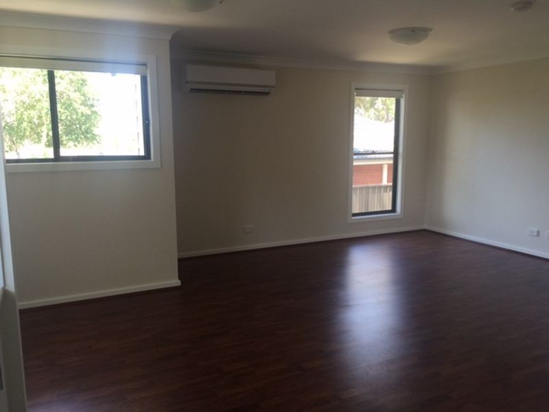 37a Lincoln Drive, Cambridge Park NSW 2747