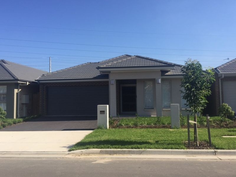 12 Empire Circuit, Penrith NSW 2750