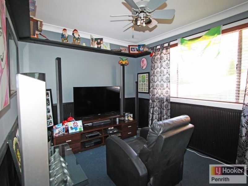 60 Kareela Avenue, Penrith NSW 2750