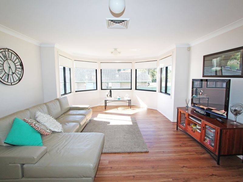 6 Turnberry Crescent, Glenmore Park NSW 2745