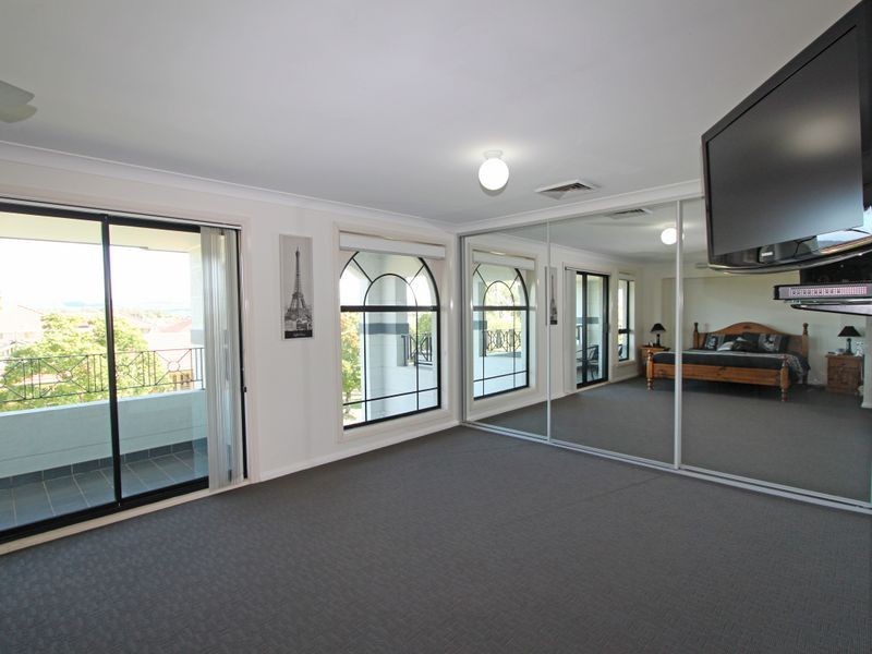 6 Turnberry Crescent, Glenmore Park NSW 2745