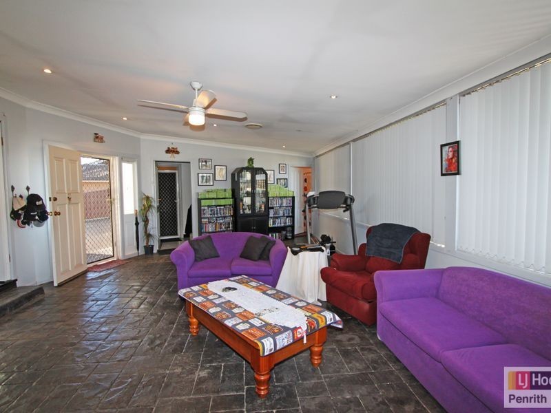 8 Grange Crescent, Cambridge Gardens NSW 2747