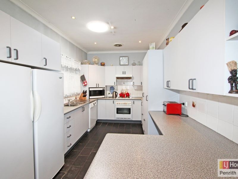 8 Grange Crescent, Cambridge Gardens NSW 2747