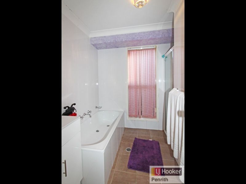 12 Corndew Crescent, Werrington Downs NSW 2747