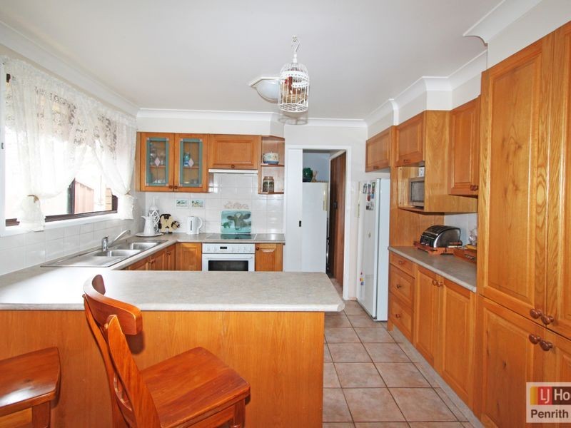 38 Willoring Crescent, Jamisontown NSW 2750