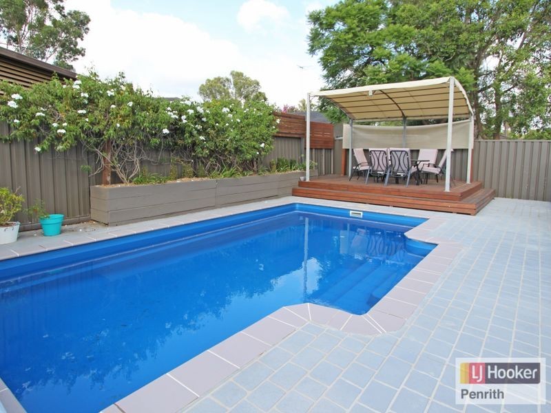 10 Roebuck Road, Werrington NSW 2747