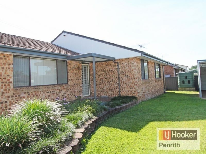33 Charles Todd Cres, Werrington County NSW 2747