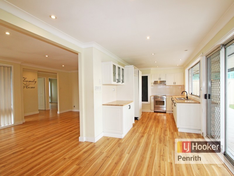 44 Corndew Crescent, Werrington Downs NSW 2747