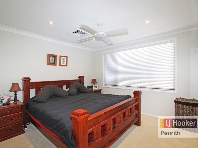 15 Dewdrop Place, Werrington Downs NSW 2747