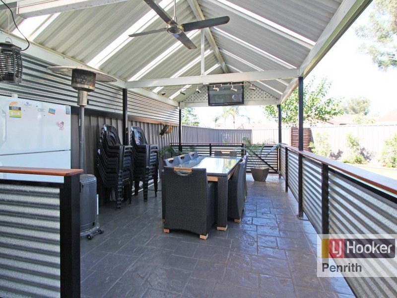 15 Dewdrop Place, Werrington Downs NSW 2747