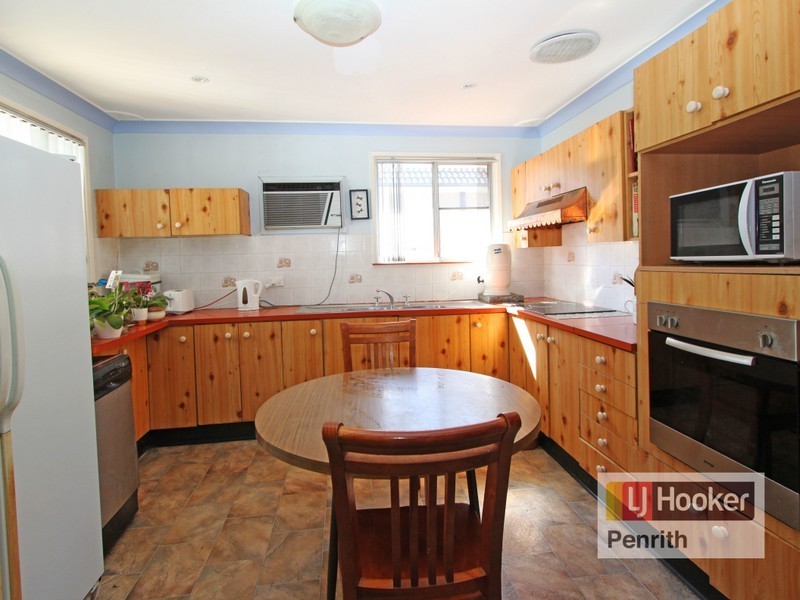 12 Herbert Street, Cambridge Park NSW 2747