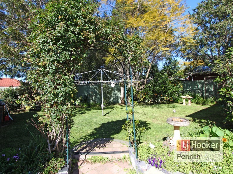 12 Herbert Street, Cambridge Park NSW 2747