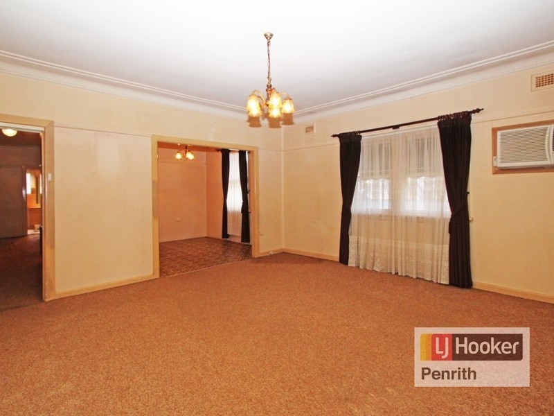 140 Derby Street, Penrith NSW 2750