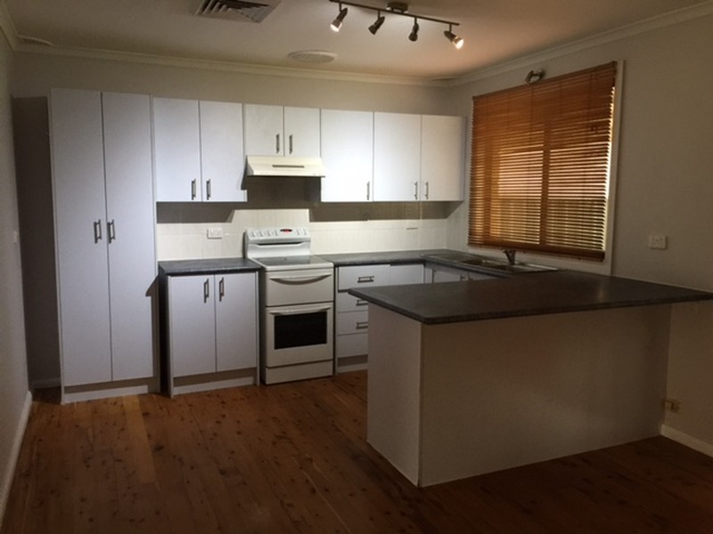 2 Tennison Ave, Cambridge Gardens NSW 2747