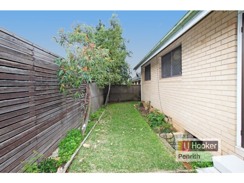 4/52 Castlereagh Street, Penrith NSW 2750