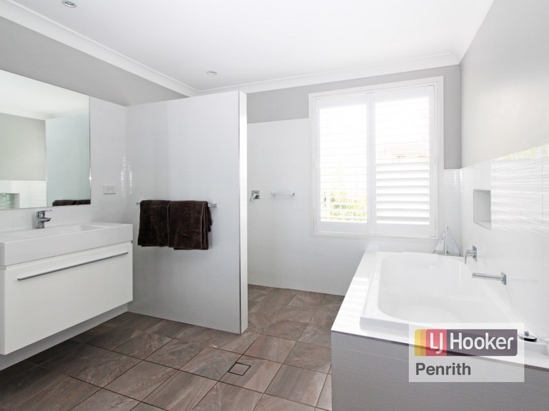 2a Cascade Road, Cranebrook NSW 2749