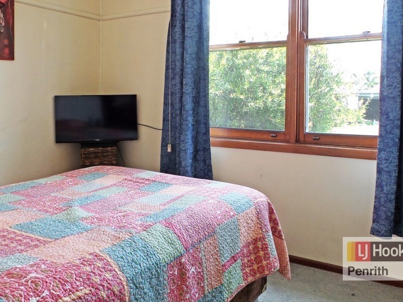 1 Flint Avenue, Penrith NSW 2750