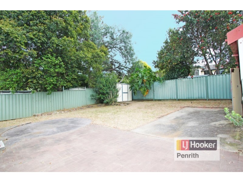 17 Butler Crescent, South Penrith NSW 2750