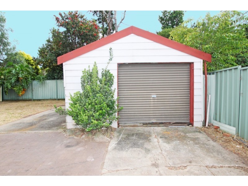 17 Butler Crescent, South Penrith NSW 2750