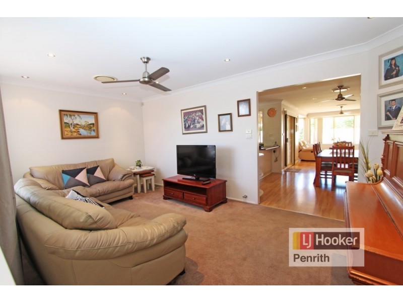 8 Jimbi Place, Glenmore Park NSW 2745