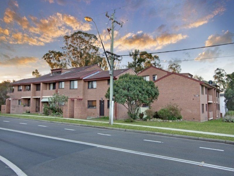 2/29-31 First Street, Kingswood NSW 2747