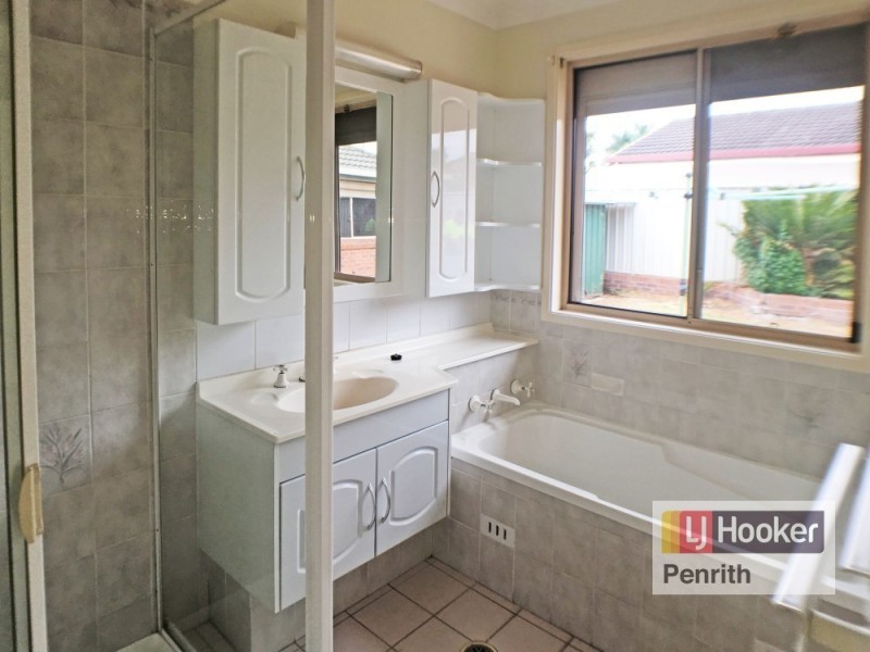 1 Osprey Place, Claremont Meadows NSW 2747