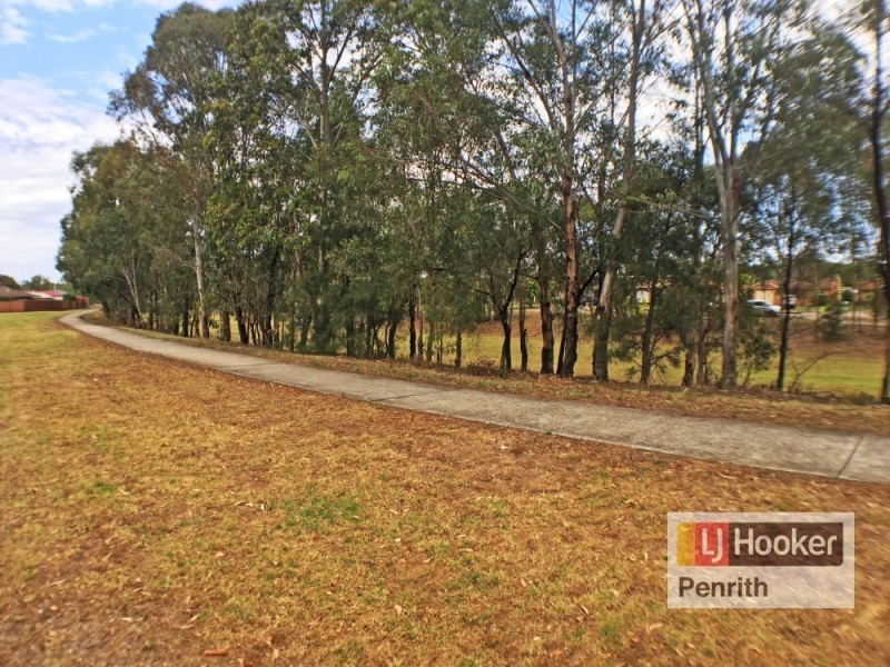 1 Osprey Place, Claremont Meadows NSW 2747