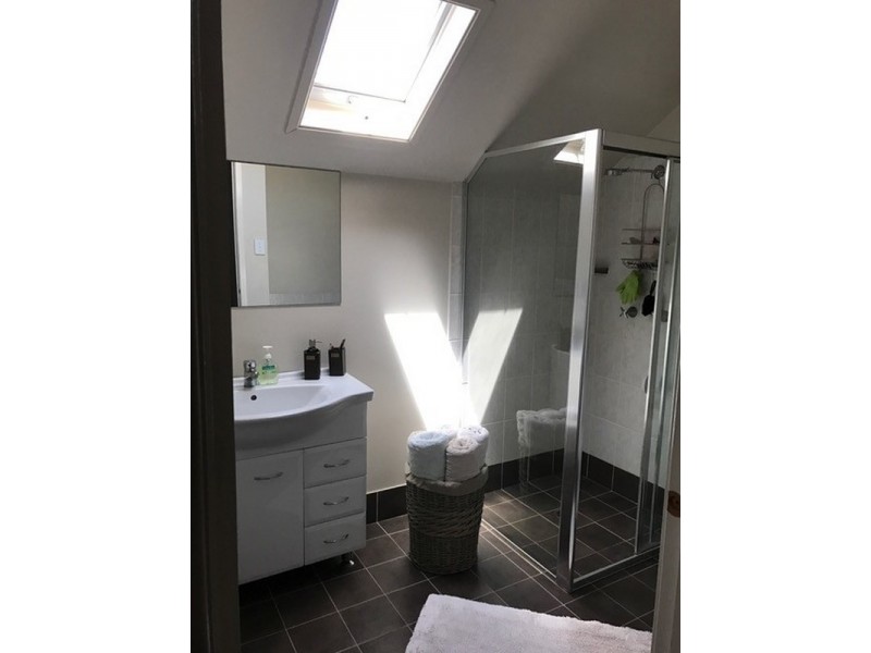 2/61 College Street, Cambridge Park NSW 2747