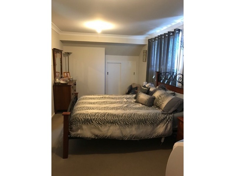 2/61 College Street, Cambridge Park NSW 2747