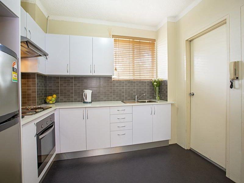 9/211 Derby Street, Penrith NSW 2750