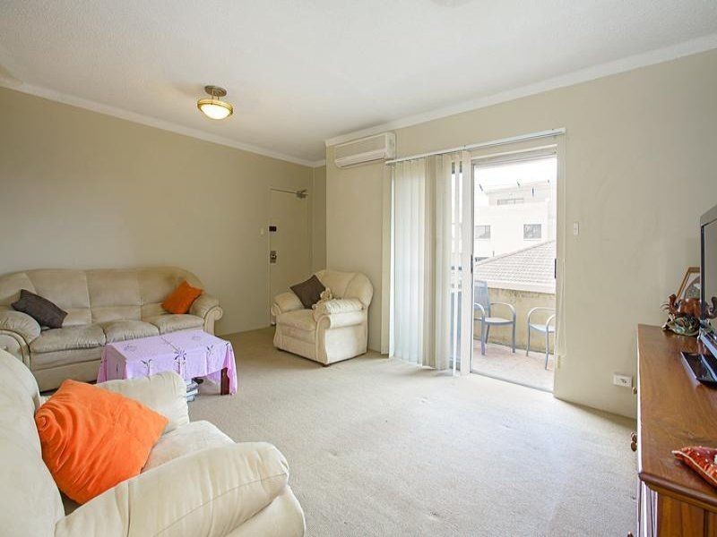 9/211 Derby Street, Penrith NSW 2750