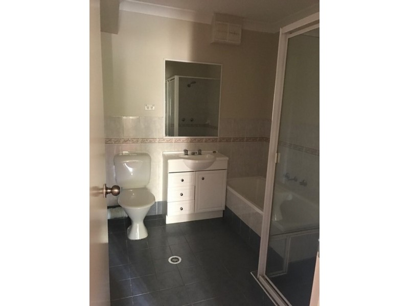 2/37-39 Evan Street, Penrith NSW 2750