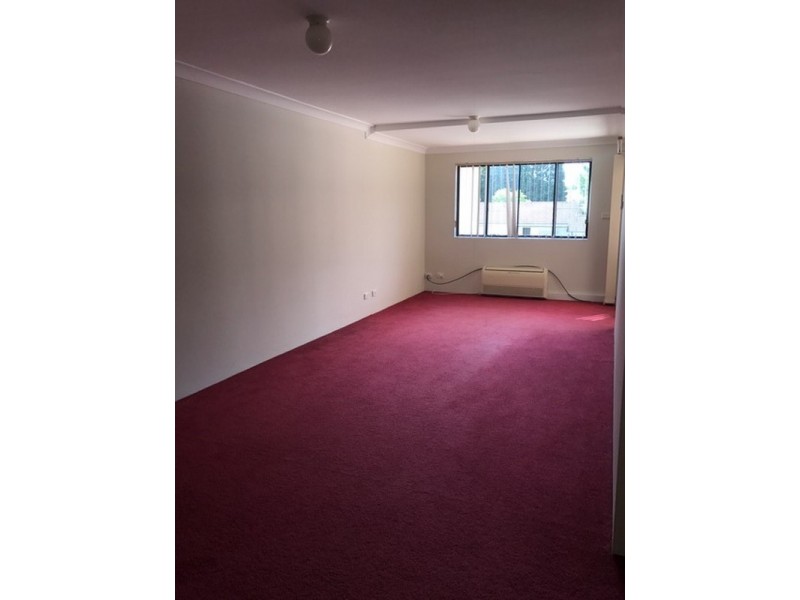 2/37-39 Evan Street, Penrith NSW 2750