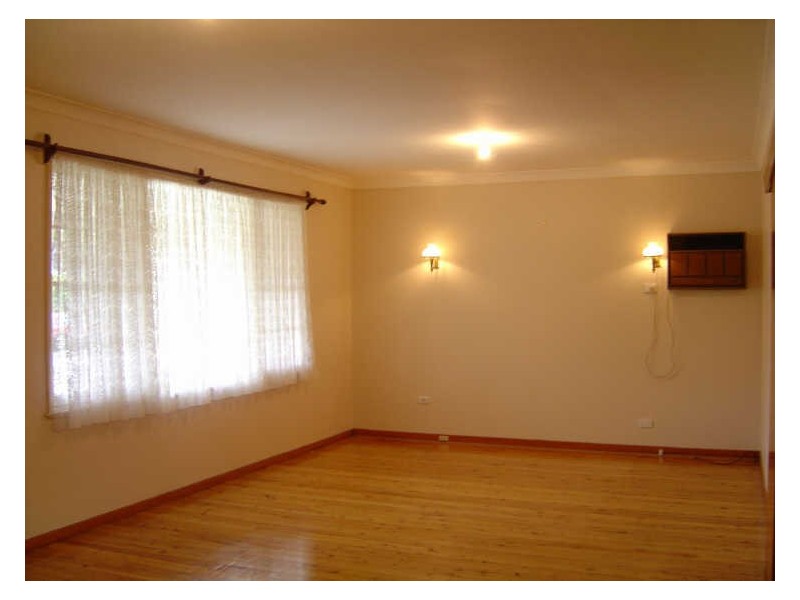 16 Stapley Street, Kingswood NSW 2747