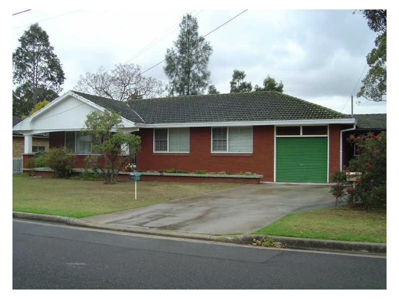 16 Stapley Street, Kingswood NSW 2747