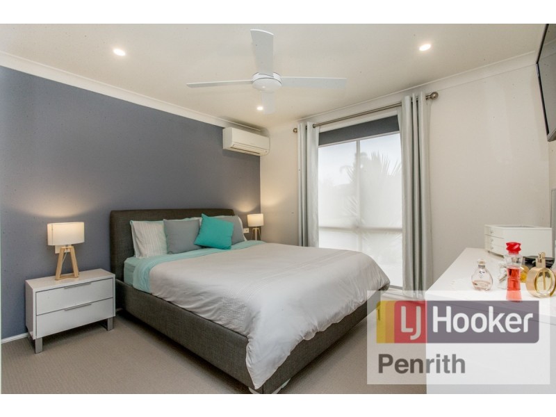 20 Woodi Close, Glenmore Park NSW 2745