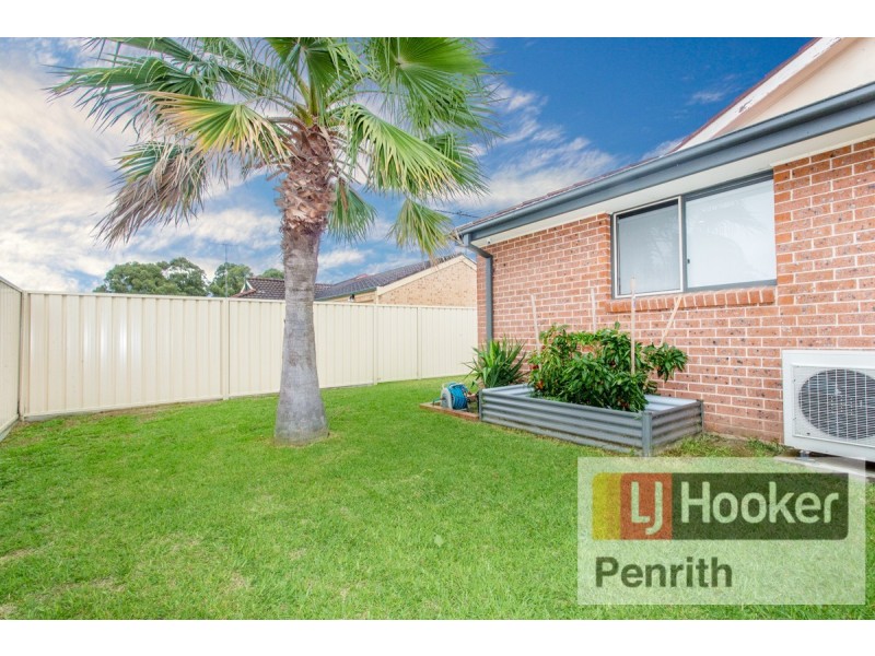 20 Woodi Close, Glenmore Park NSW 2745