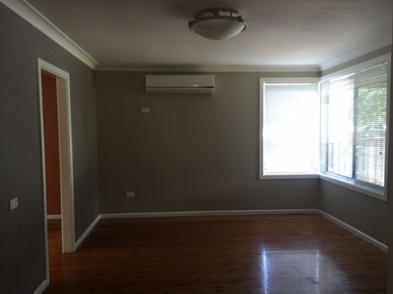 16 Coreen Ave, Penrith NSW 2750