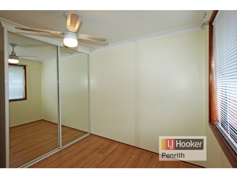 15 Huntingdon Parade, Cambridge Gardens NSW 2747