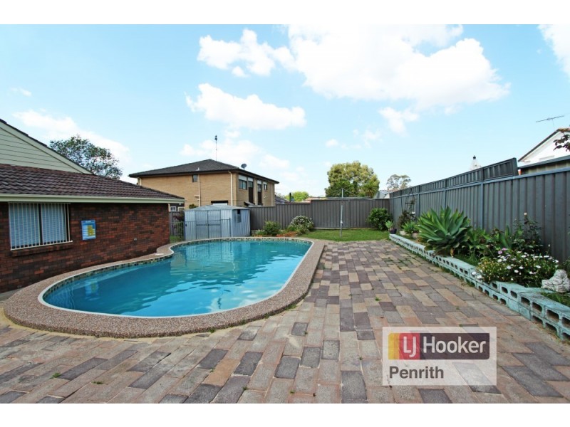 15 Huntingdon Parade, Cambridge Gardens NSW 2747