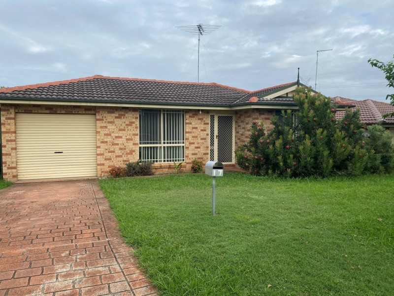 17 Fairywren Close, Glenmore Park NSW 2745