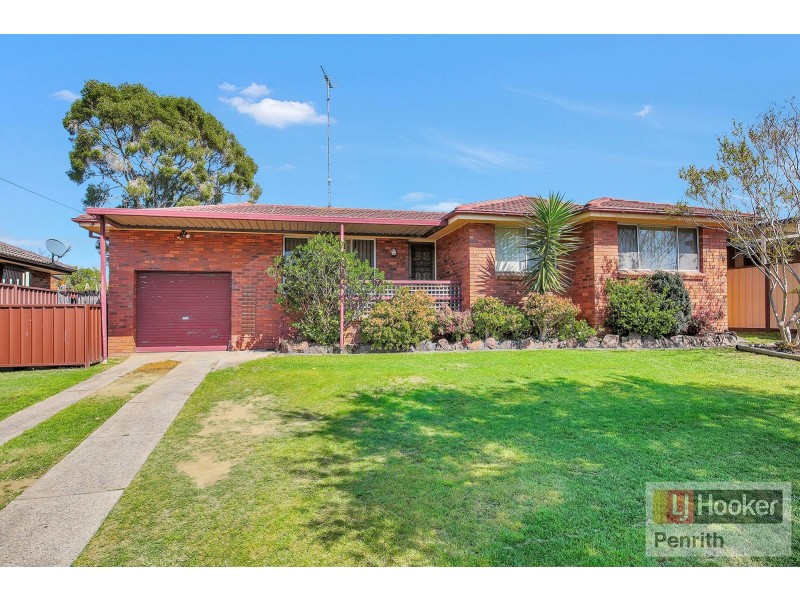 9 Samuel Foster Drive, South Penrith NSW 2750