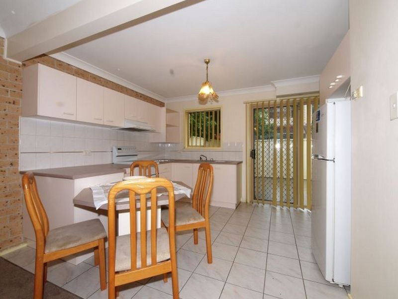 10/3 Cosgrove Crescent, Kingswood NSW 2747