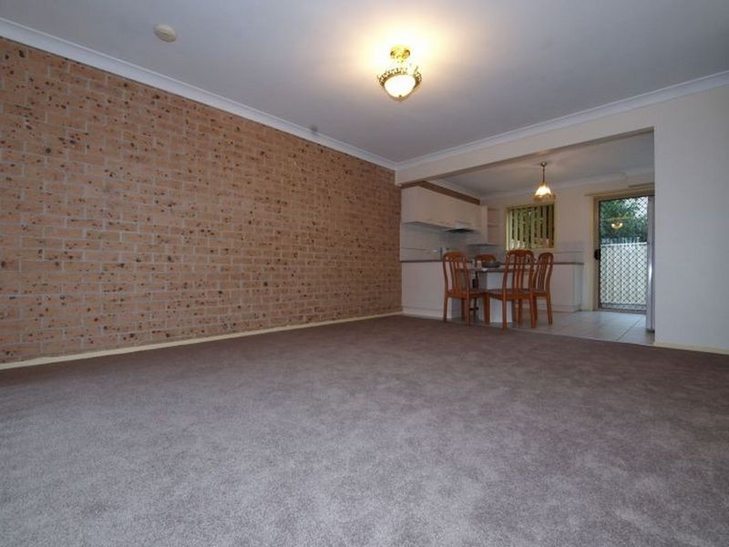 10/3 Cosgrove Crescent, Kingswood NSW 2747