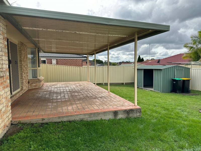 5 Minnek Place, Glenmore Park NSW 2745