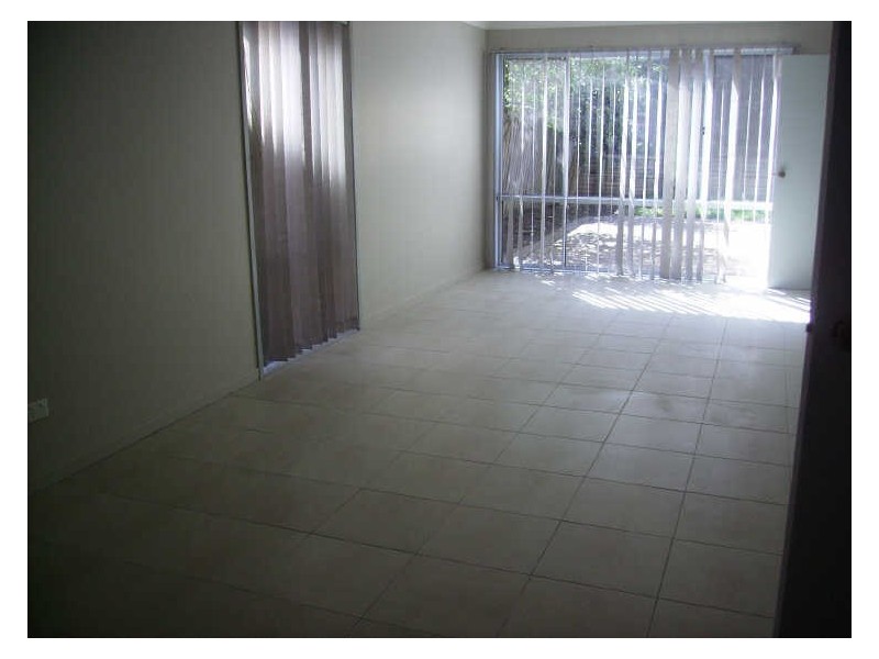 32 Plunkett Cres, Kingswood NSW 2747