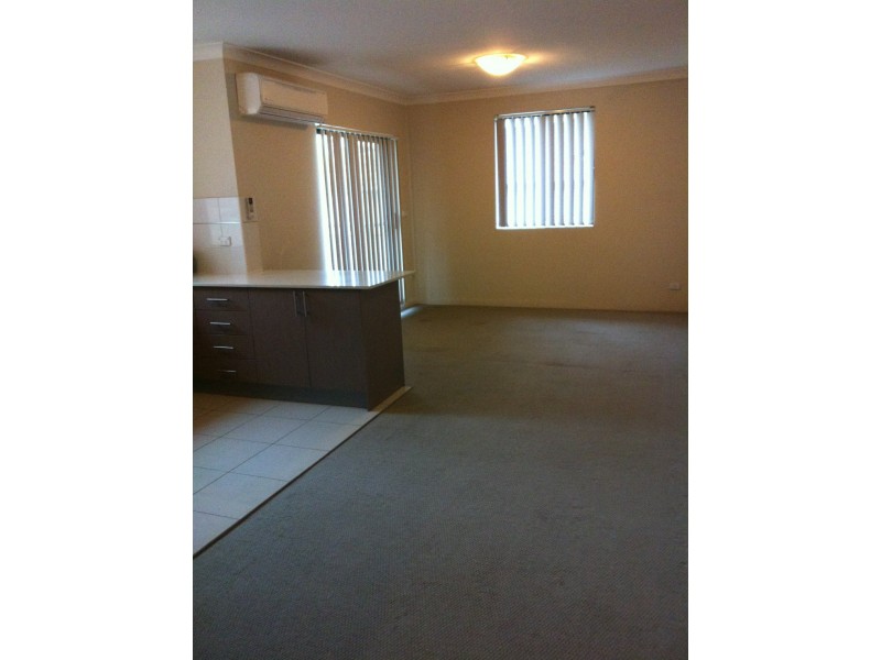 16/10-12 Regentville Road, Jamisontown NSW 2750